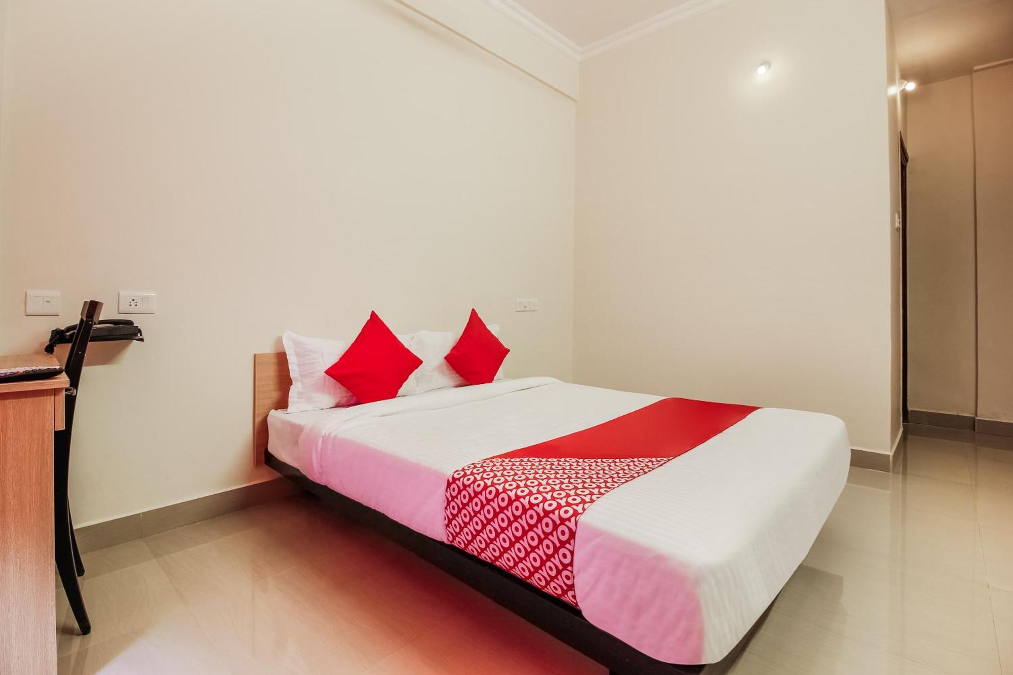 Haidar Sahibguda Hotel O Sri Jahnavi Group מראה חיצוני תמונה